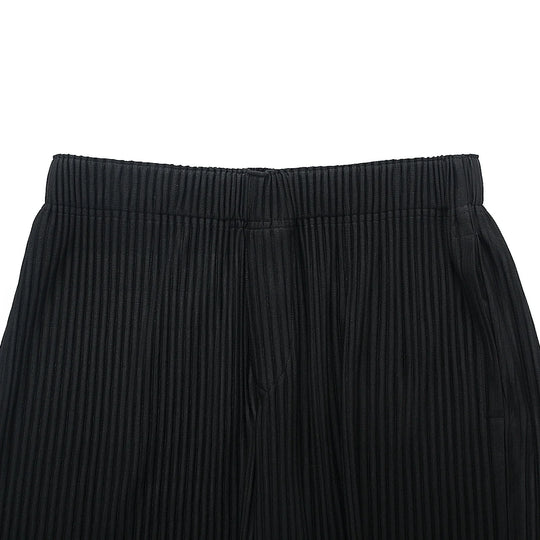 The Pleated Short